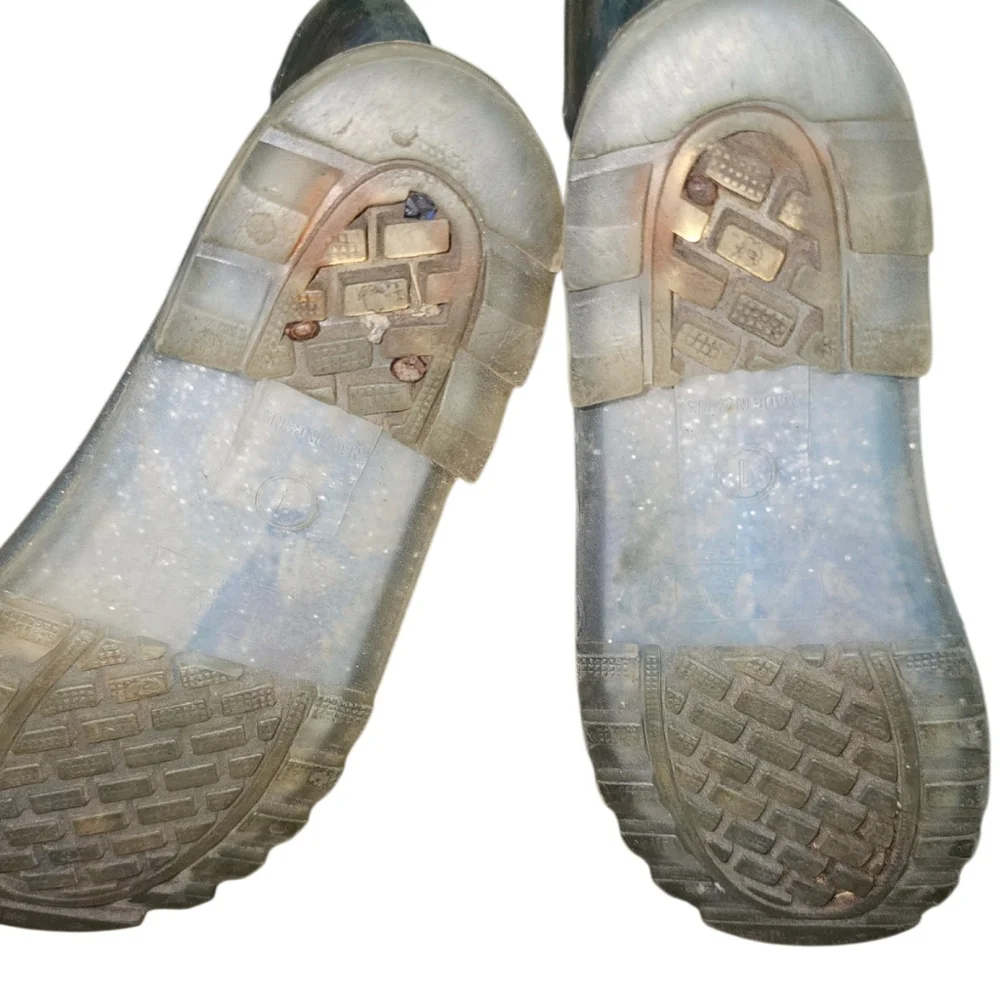 Kids Frozen Themed Rain Boots
